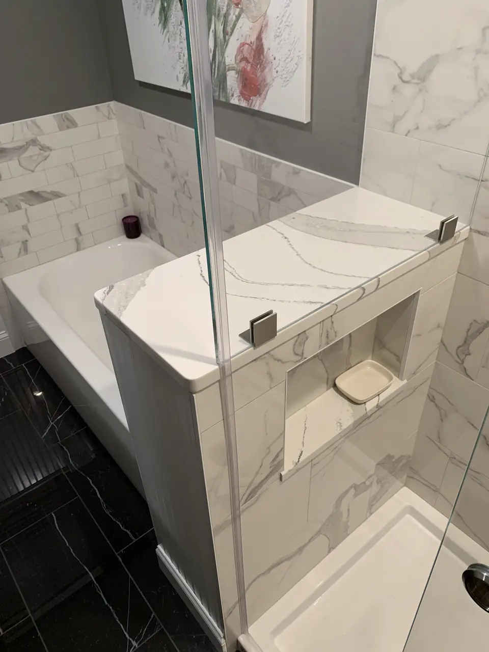 Half wall with a soap niche