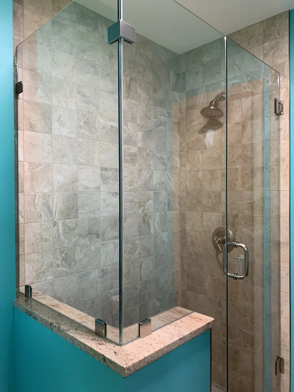 Corner glass shower