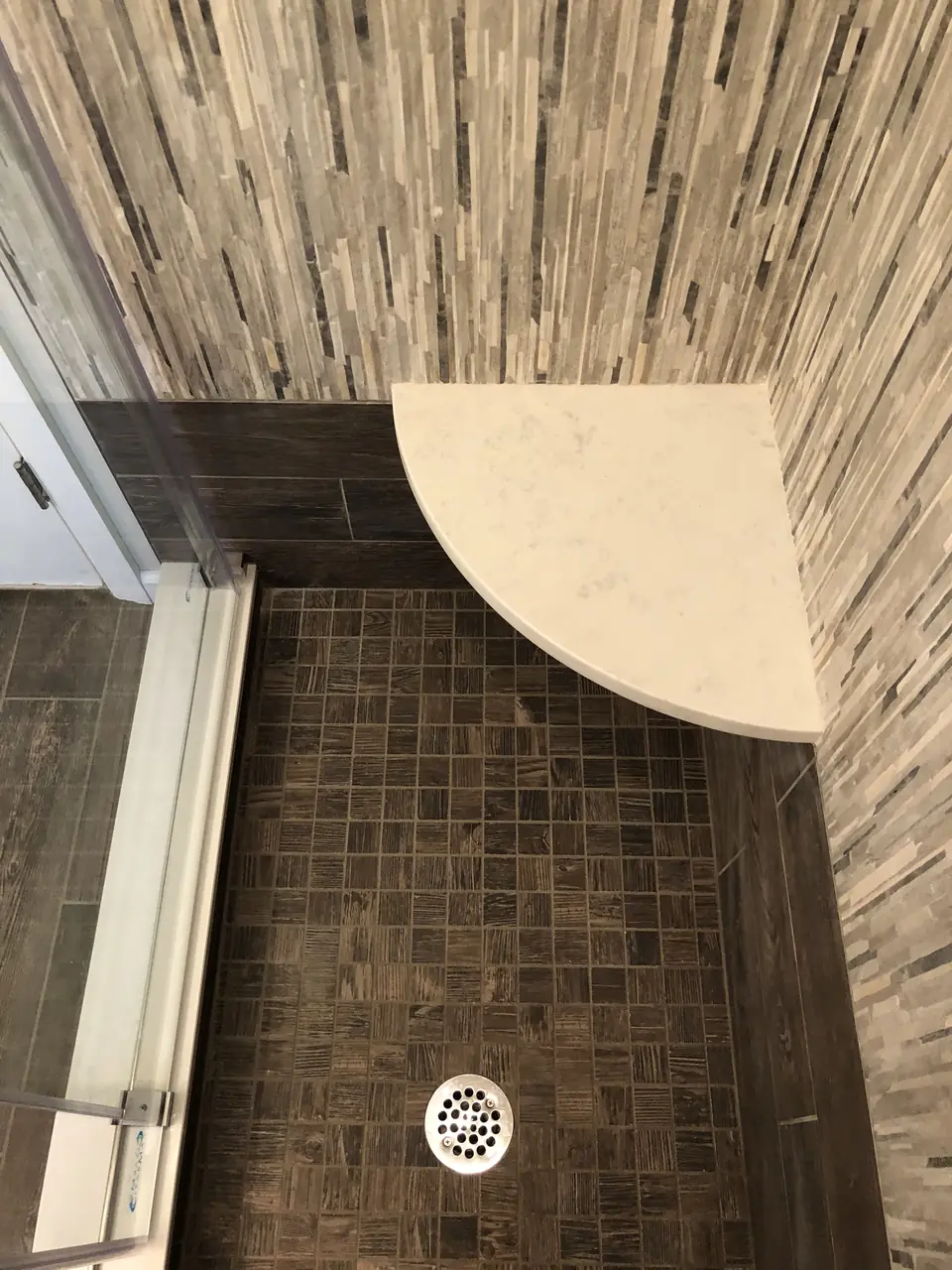 Corner shower seat