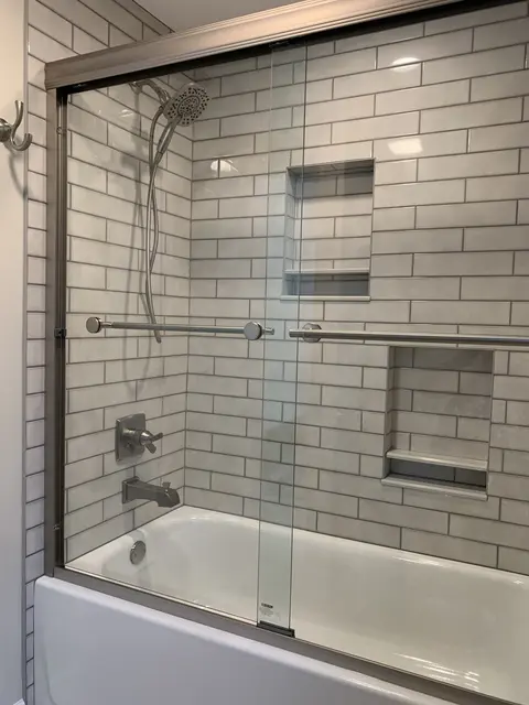 Photo 3 of 17