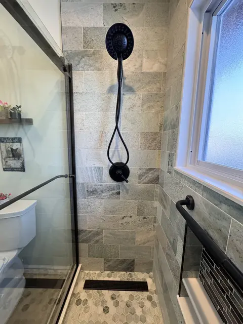Photo 5 of 12