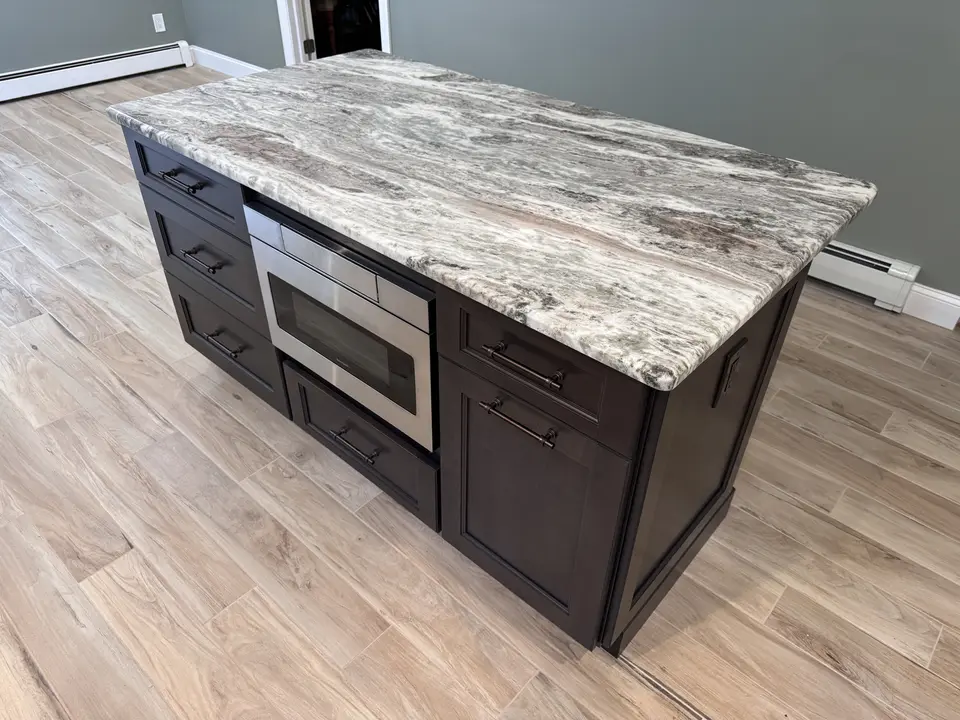 Island microwave