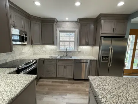 Photo 4 of 20