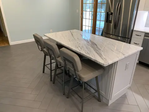 Photo 8 of 22