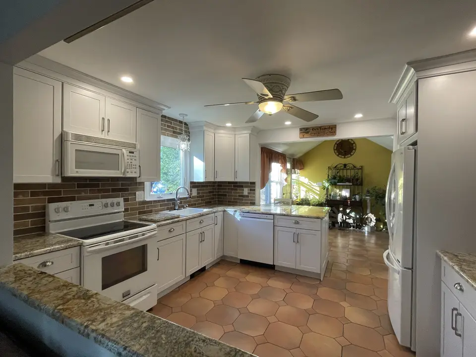 Kitchen in Wyckoff — 